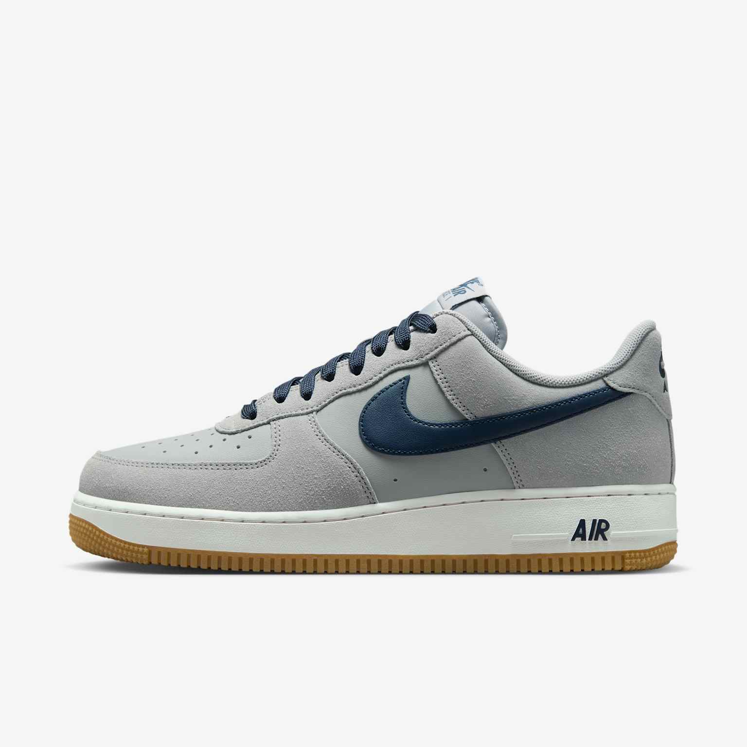 (image for) Nike Air Force 1 '07 LV8