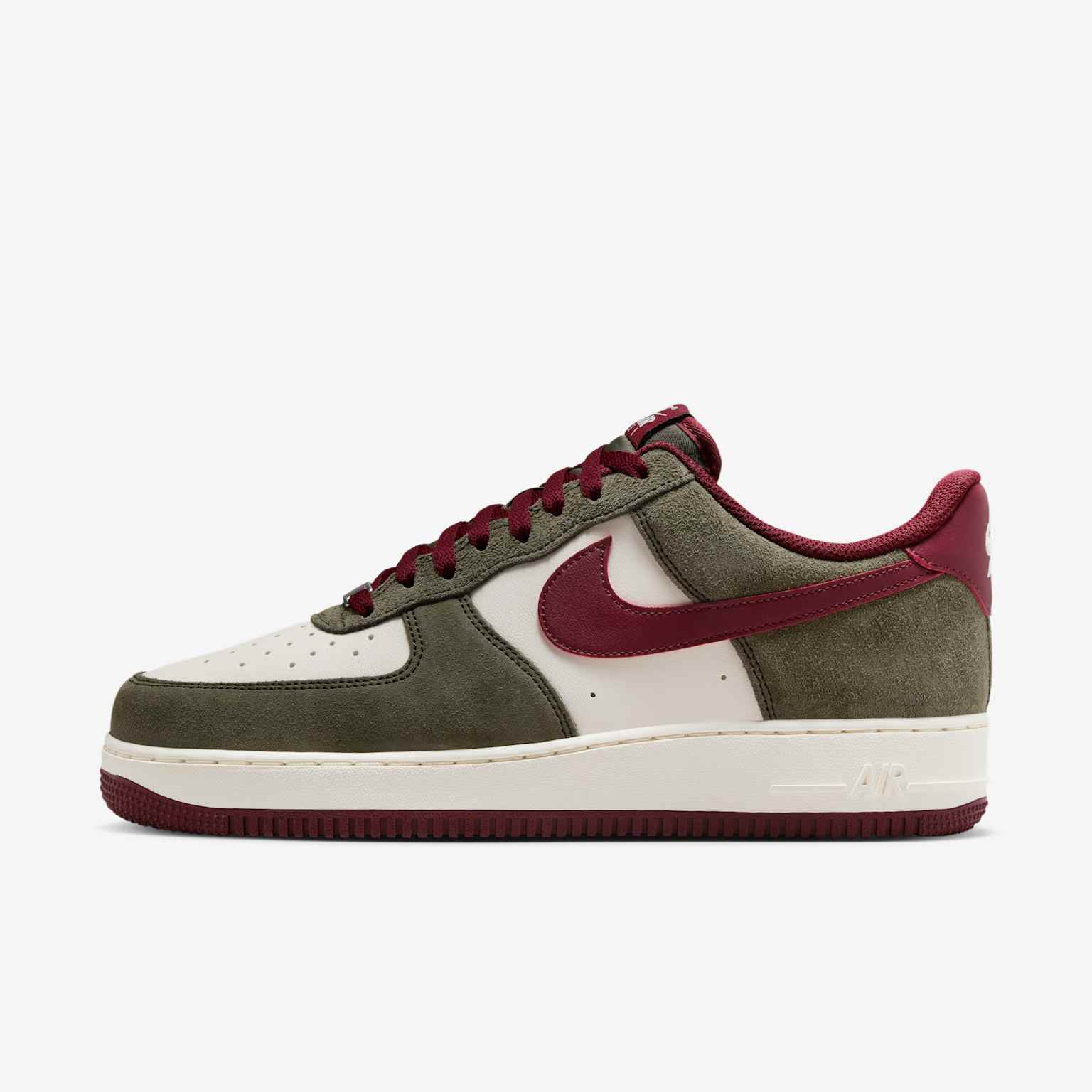 (image for) Nike Air Force 1 '07 LV8
